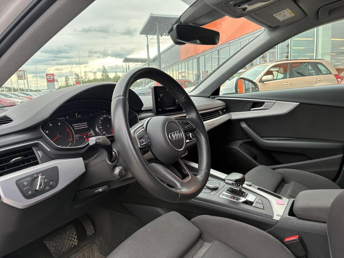 AUDI A4 2018
