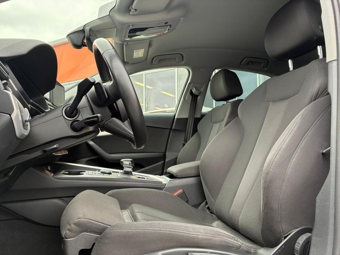 AUDI A4 2018
