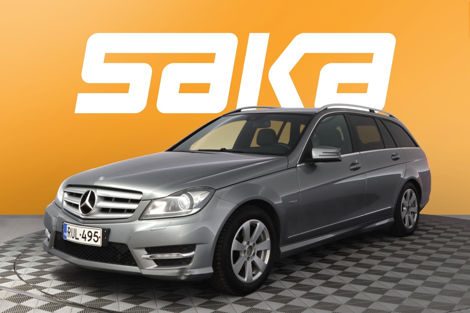 MERCEDES-BENZ C 2012