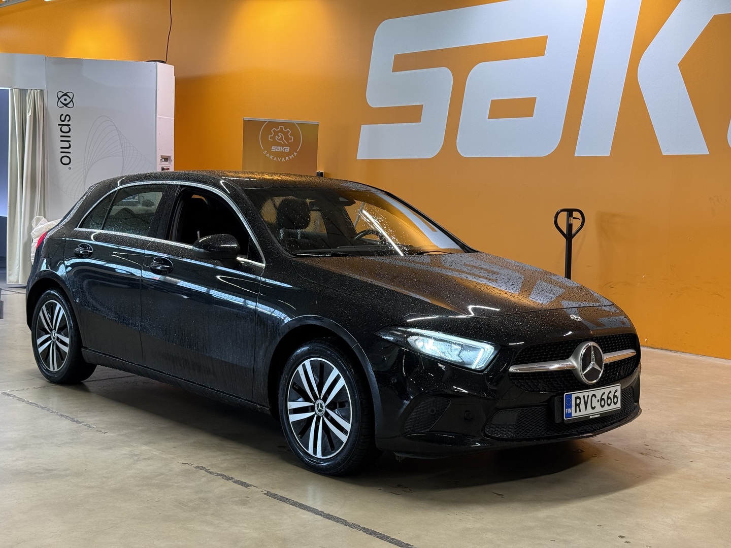 MERCEDES-BENZ A 2021