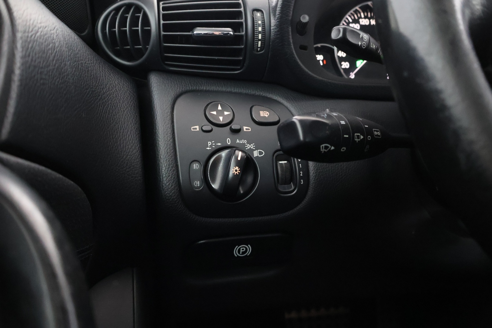 MERCEDES-BENZ C 2008