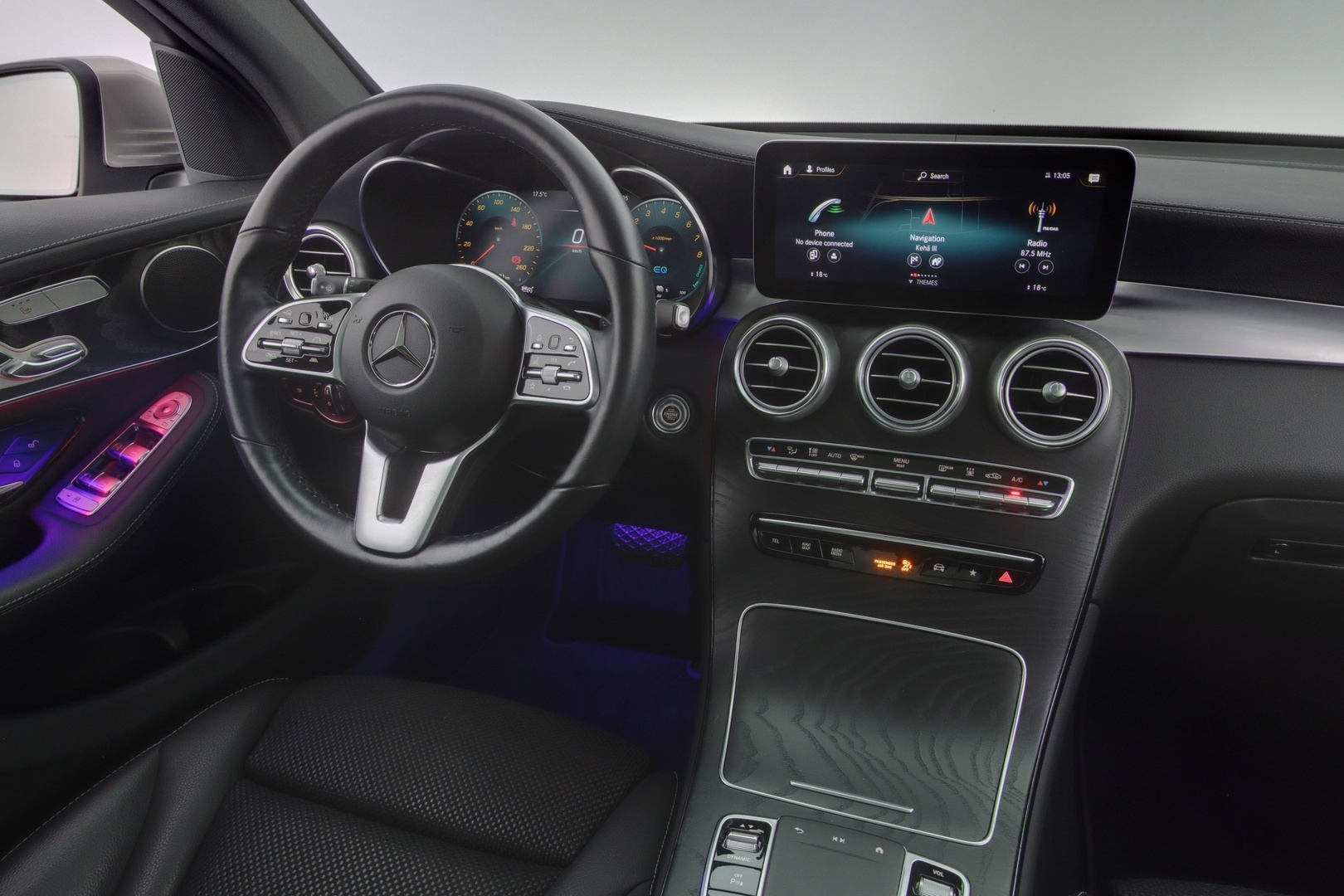 MERCEDES-BENZ GLC 2022