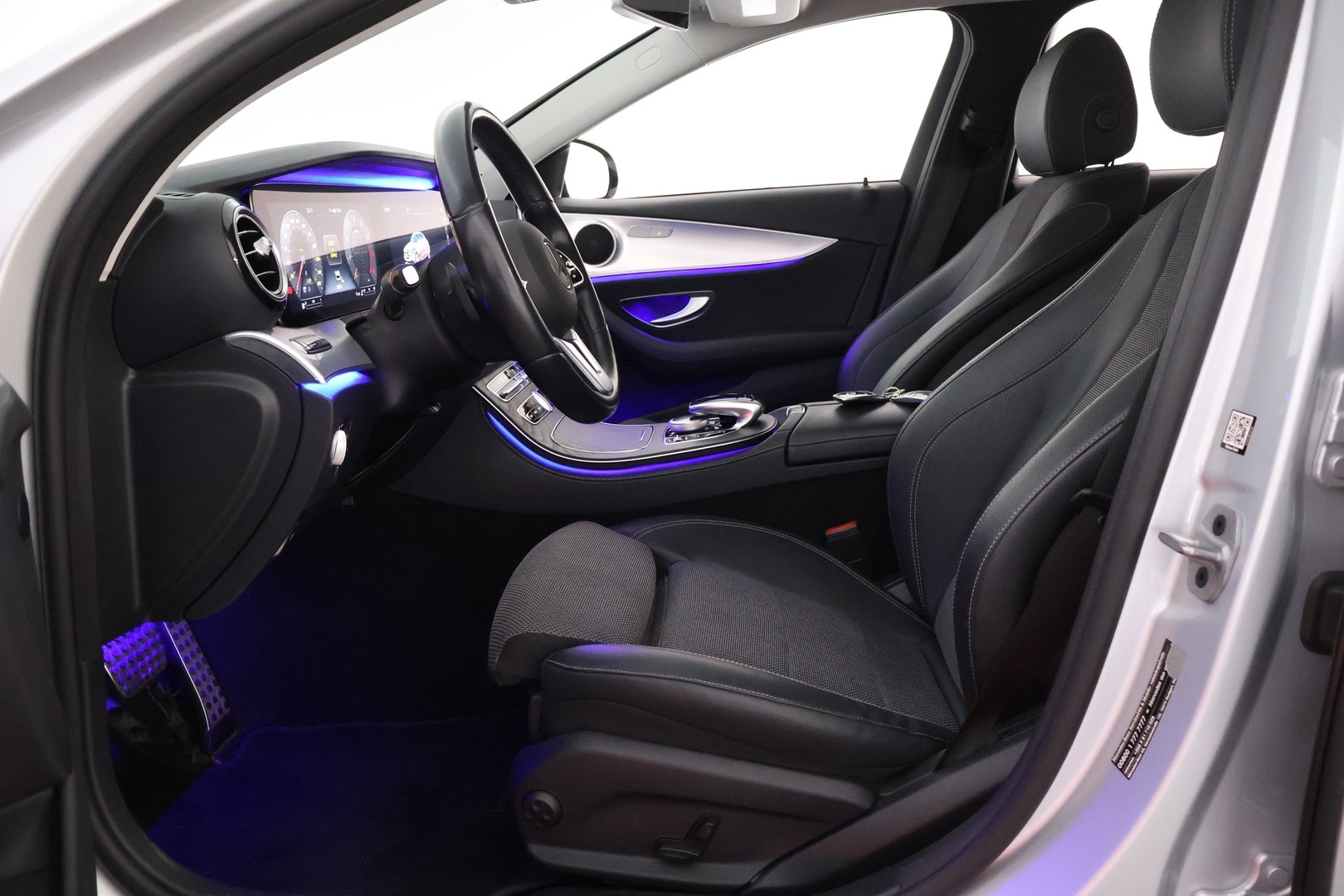 MERCEDES-BENZ E 2020