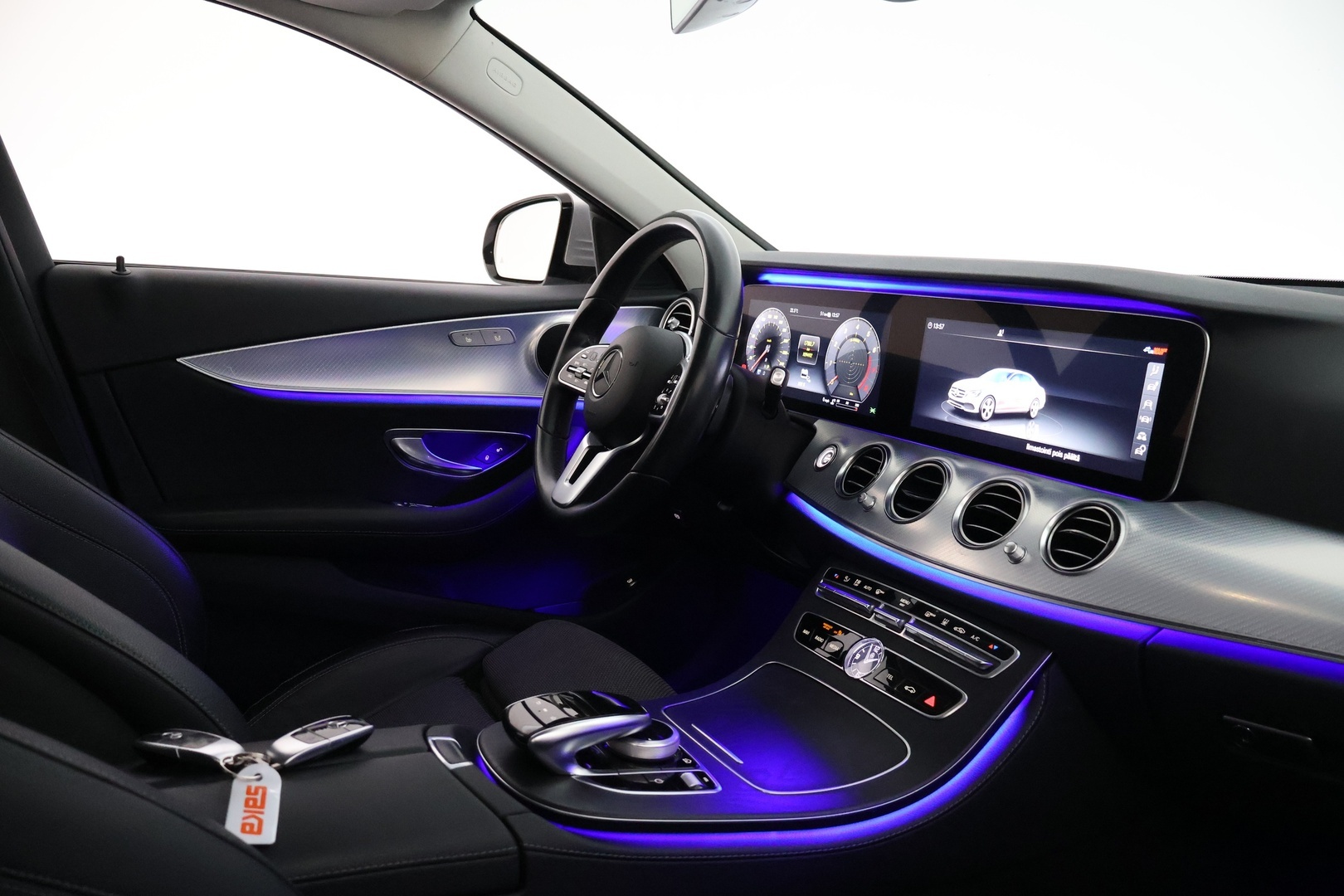 MERCEDES-BENZ E 2020