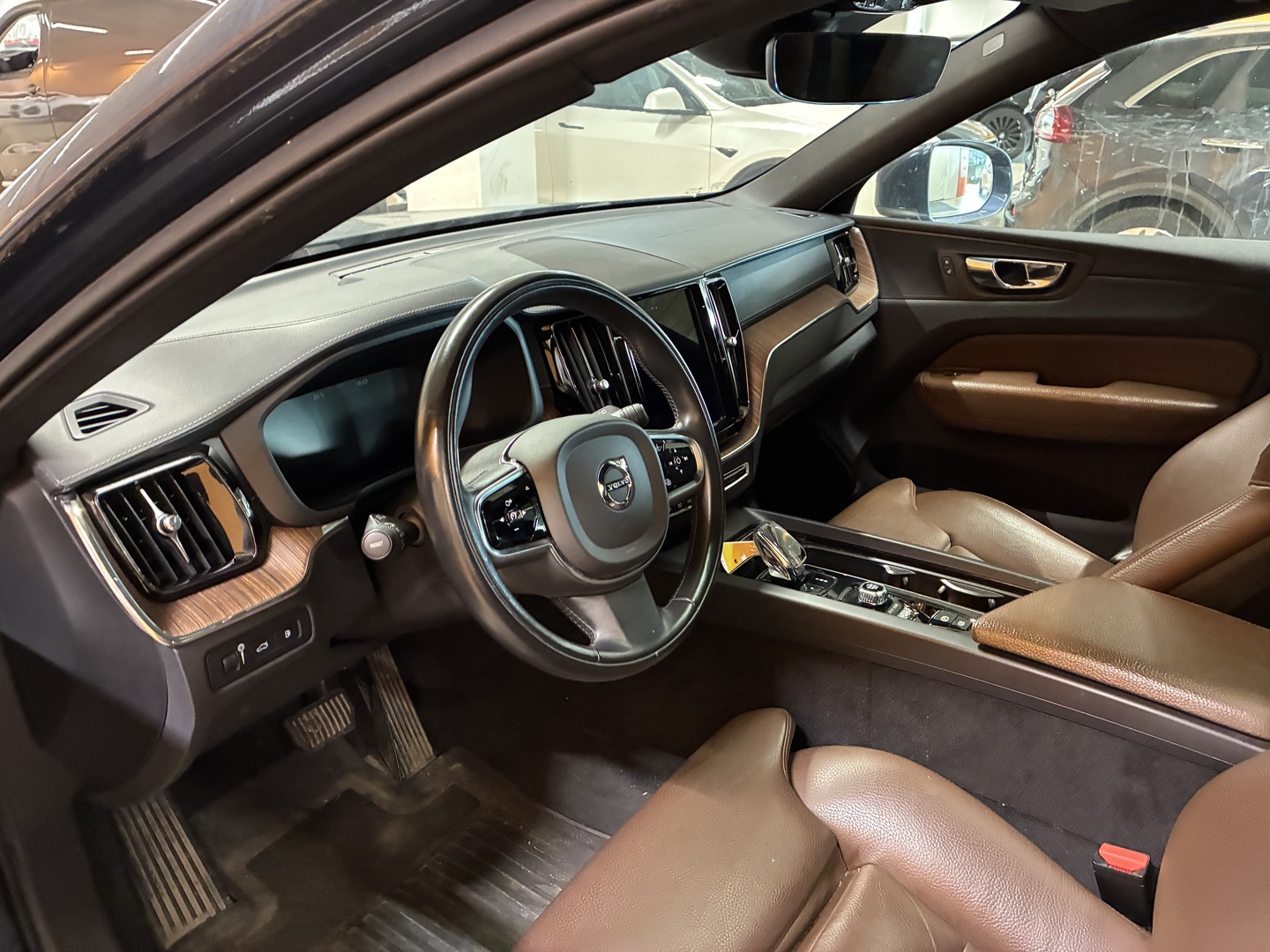VOLVO XC60 2020