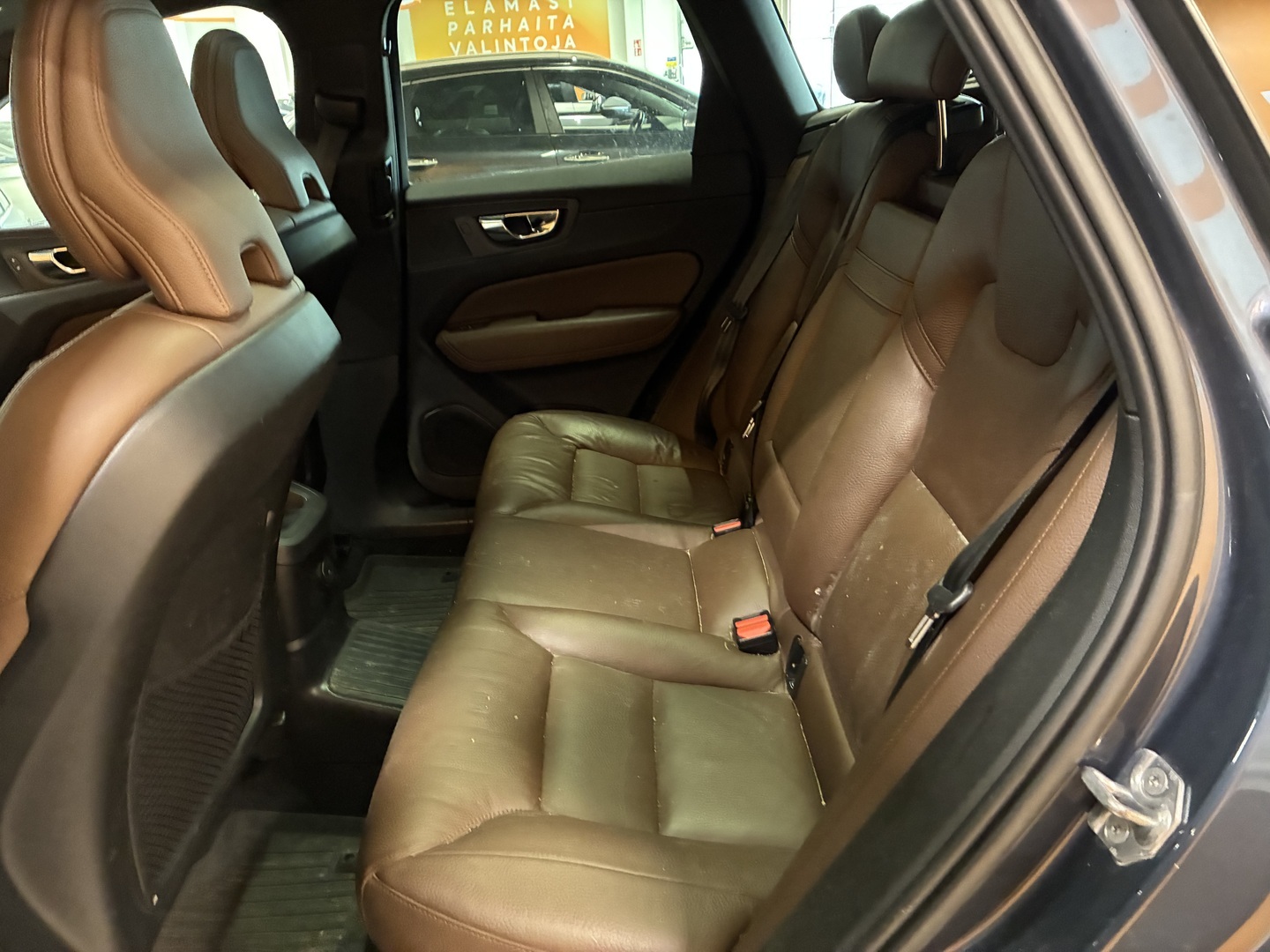 VOLVO XC60 2020