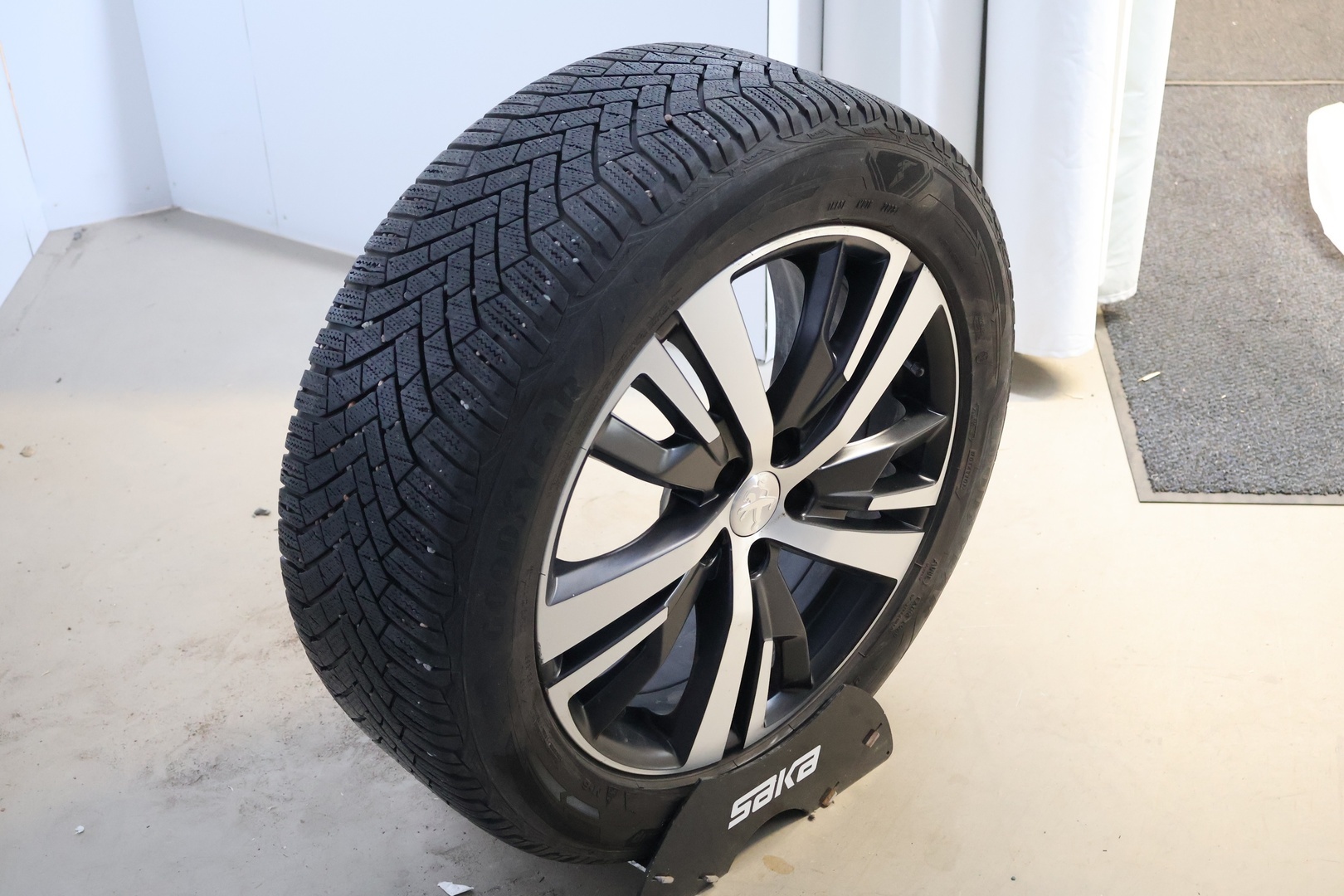 PEUGEOT 5008 2019