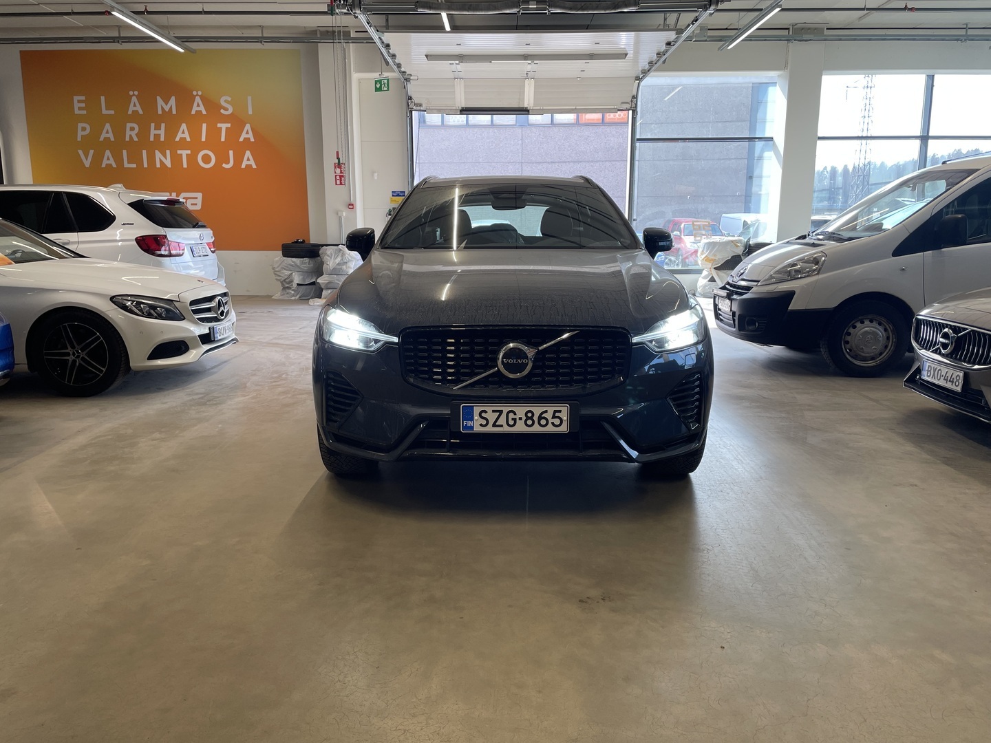 VOLVO XC60 2022