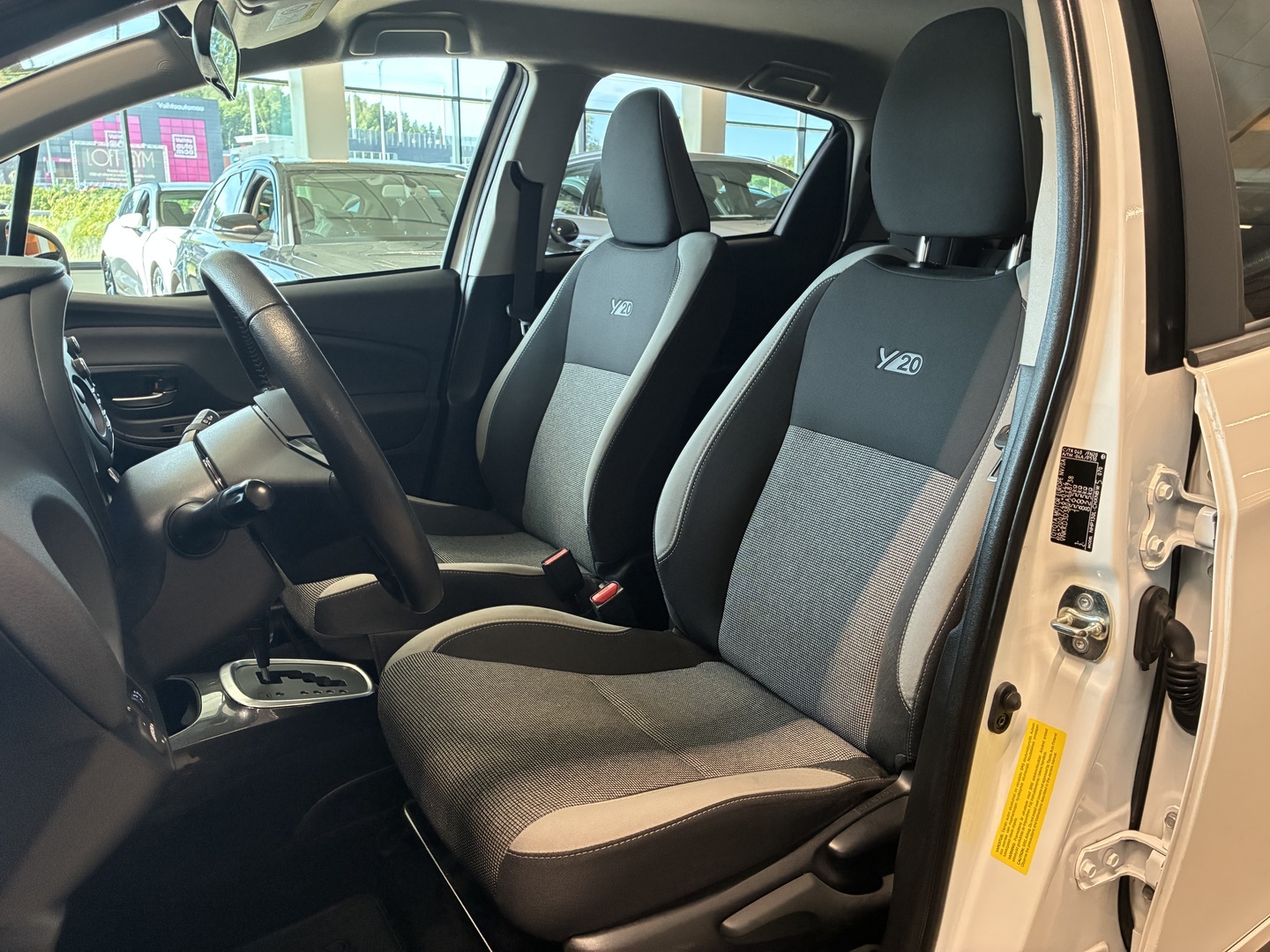 TOYOTA Yaris 2020