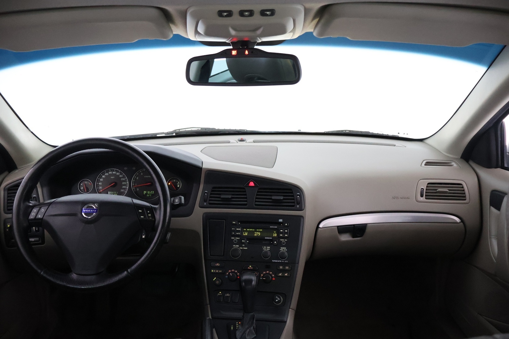 VOLVO S60 2004