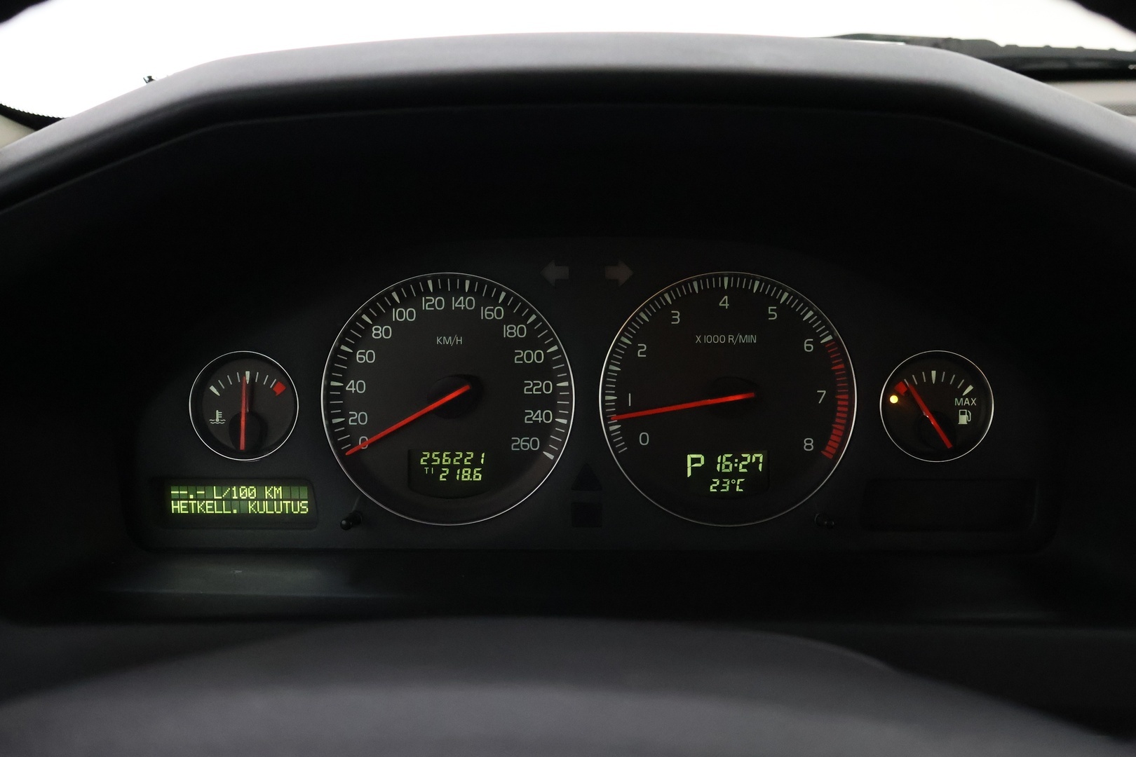VOLVO S60 2004