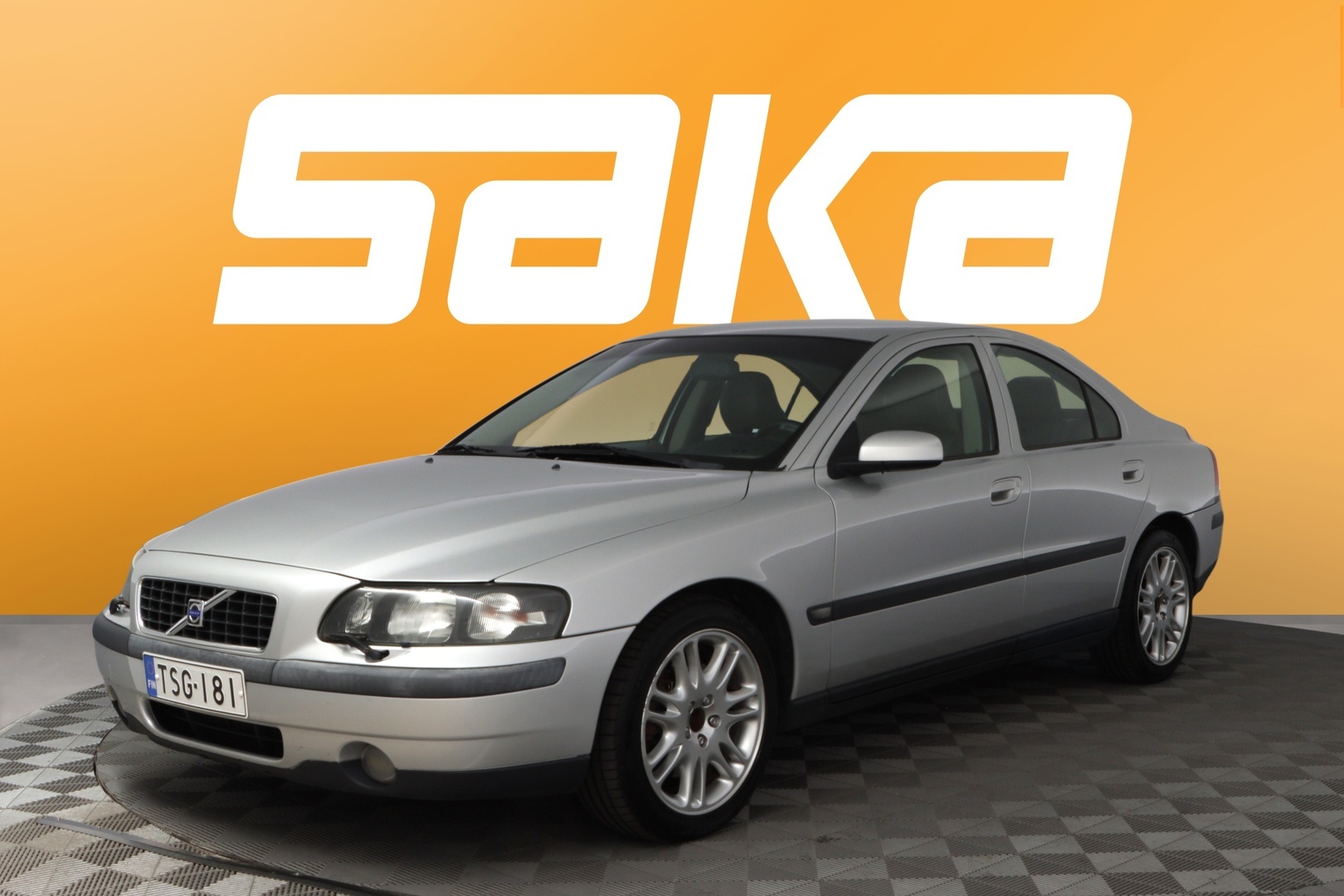 VOLVO S60 2004
