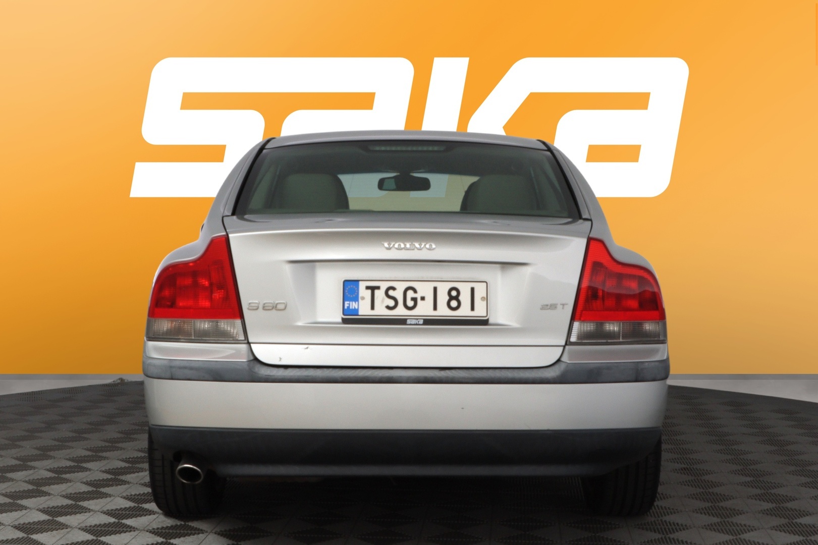 VOLVO S60 2004