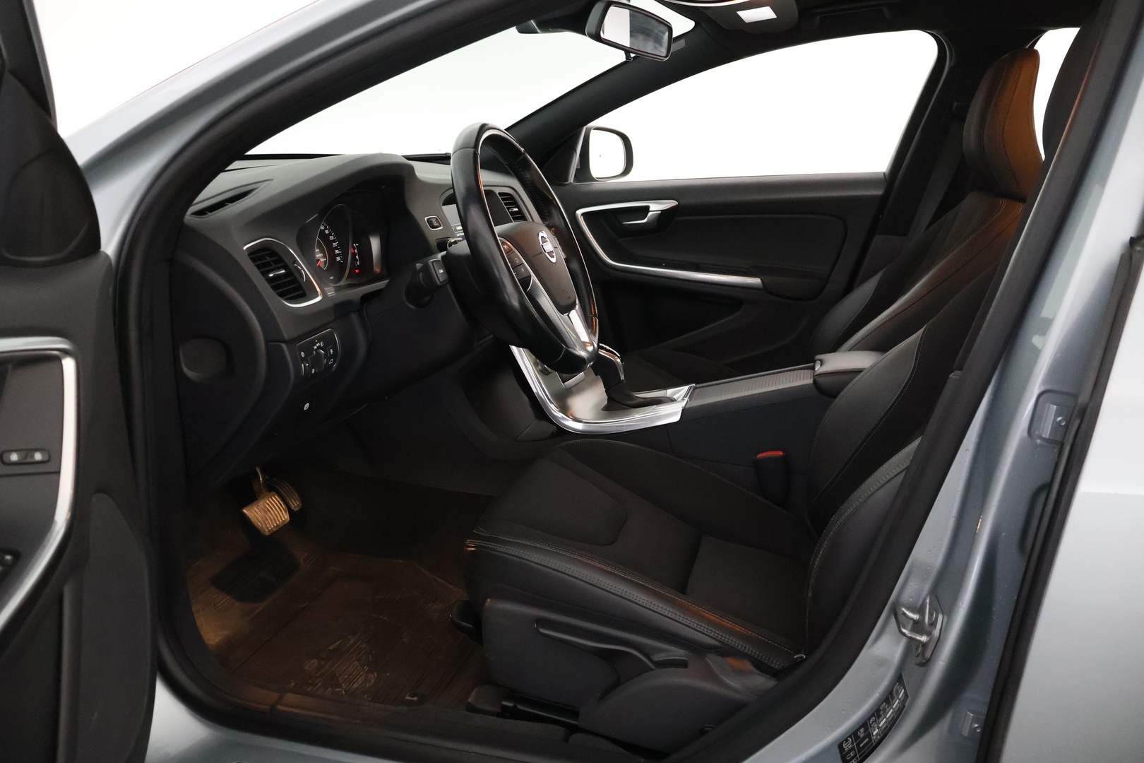 VOLVO S60 2015