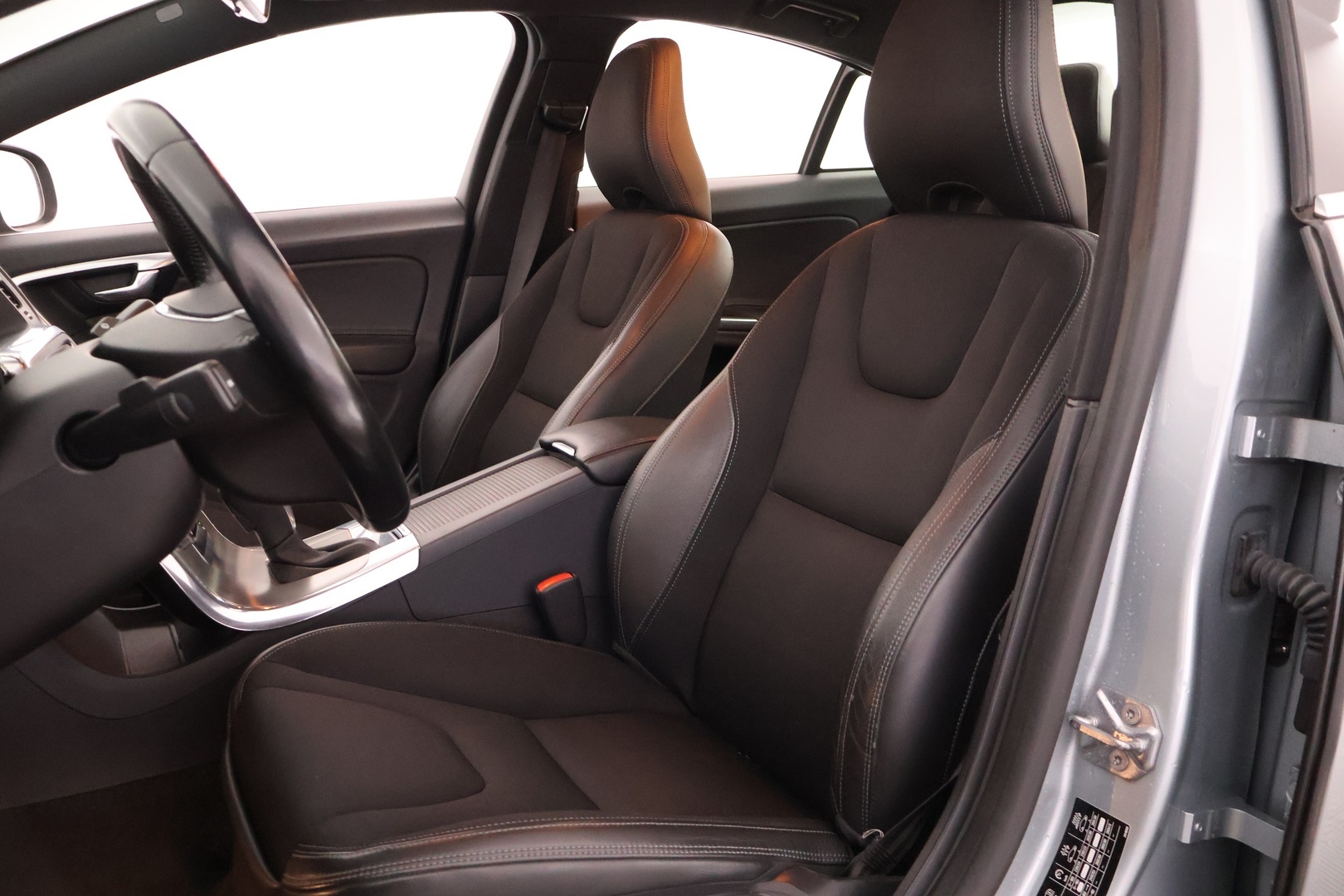 VOLVO S60 2015