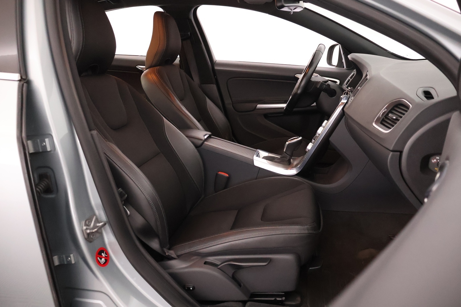 VOLVO S60 2015