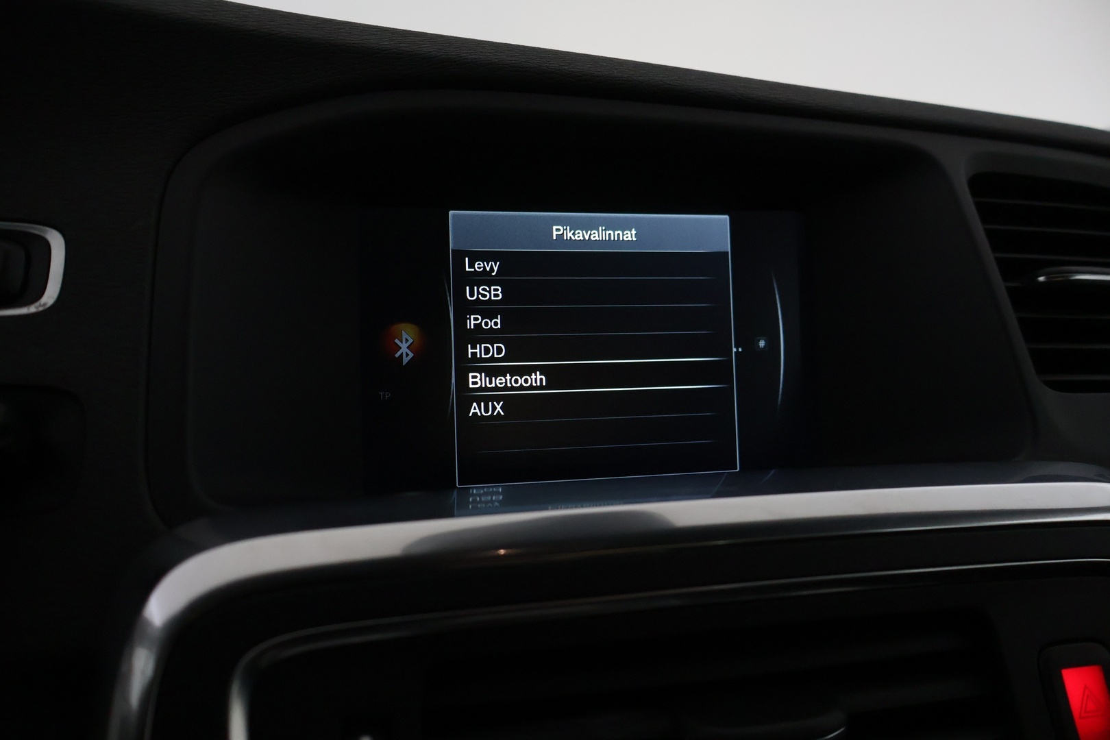 VOLVO S60 2015
