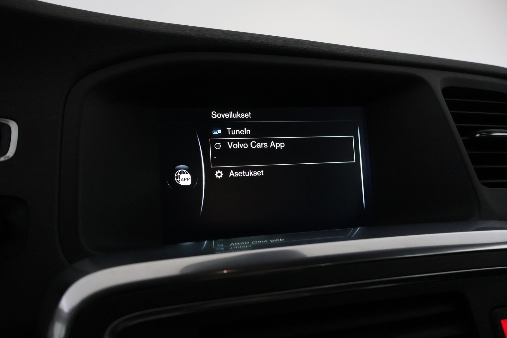 VOLVO S60 2015