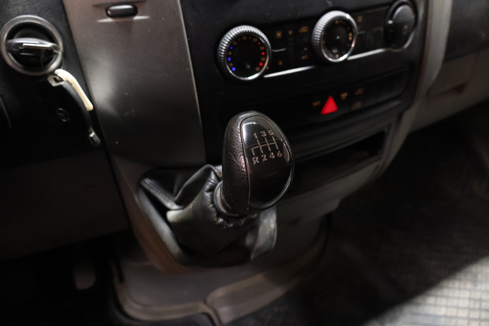 MERCEDES-BENZ Sprinter 2012