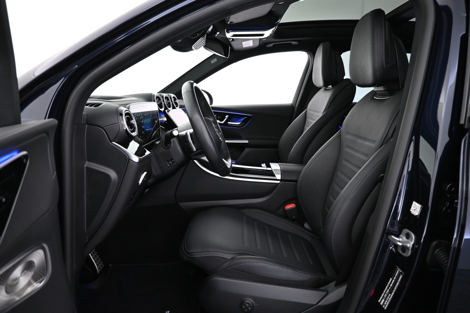 MERCEDES-BENZ GLC 2024