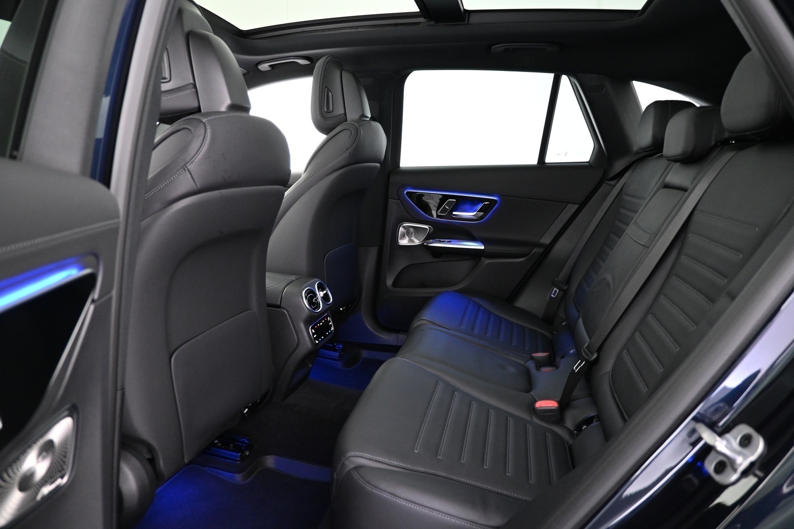 MERCEDES-BENZ GLC 2024