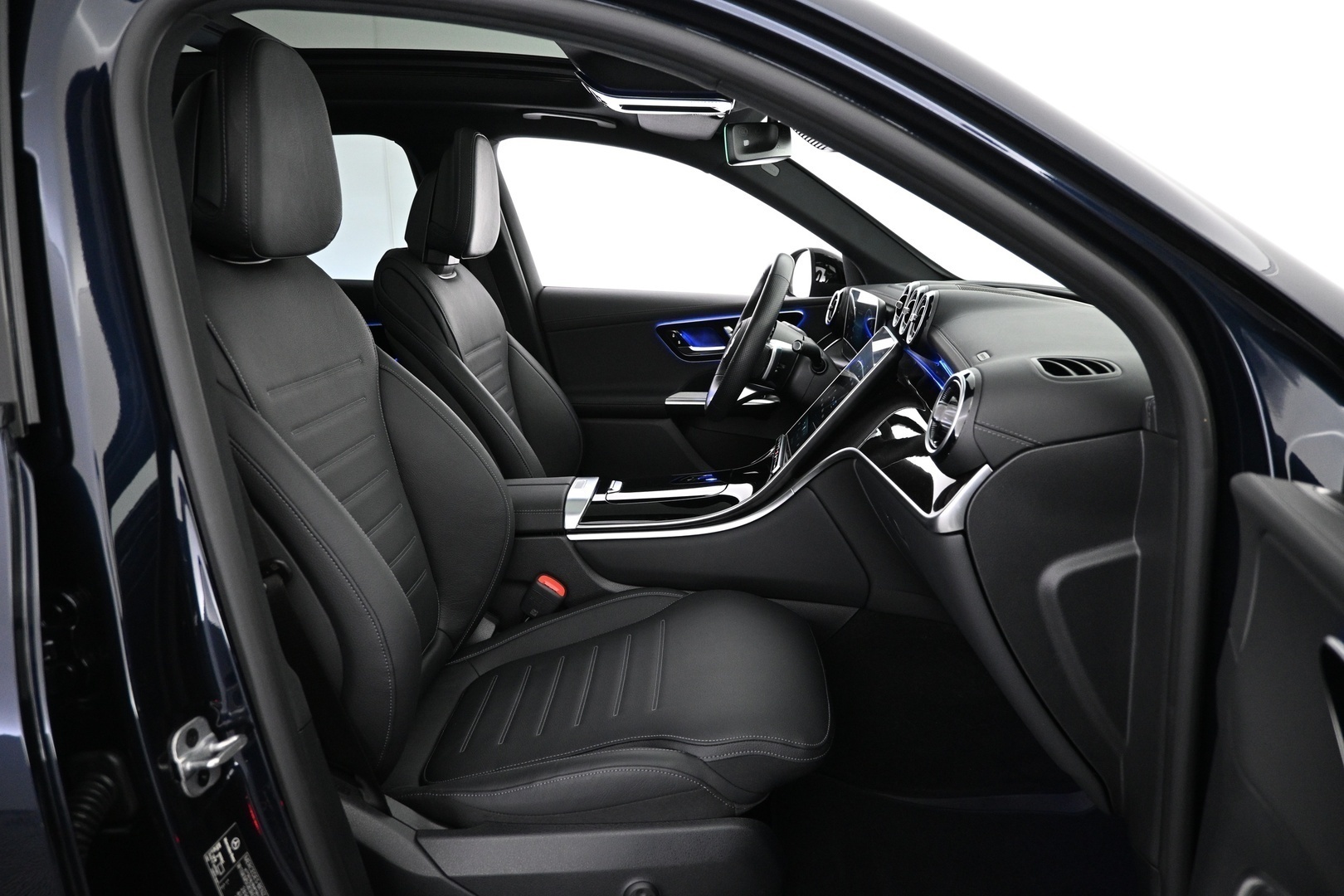 MERCEDES-BENZ GLC 2024