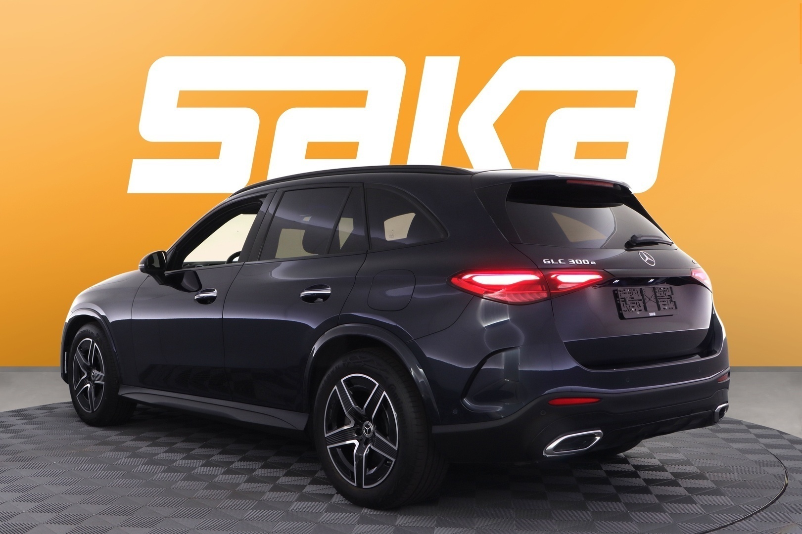 MERCEDES-BENZ GLC 2024