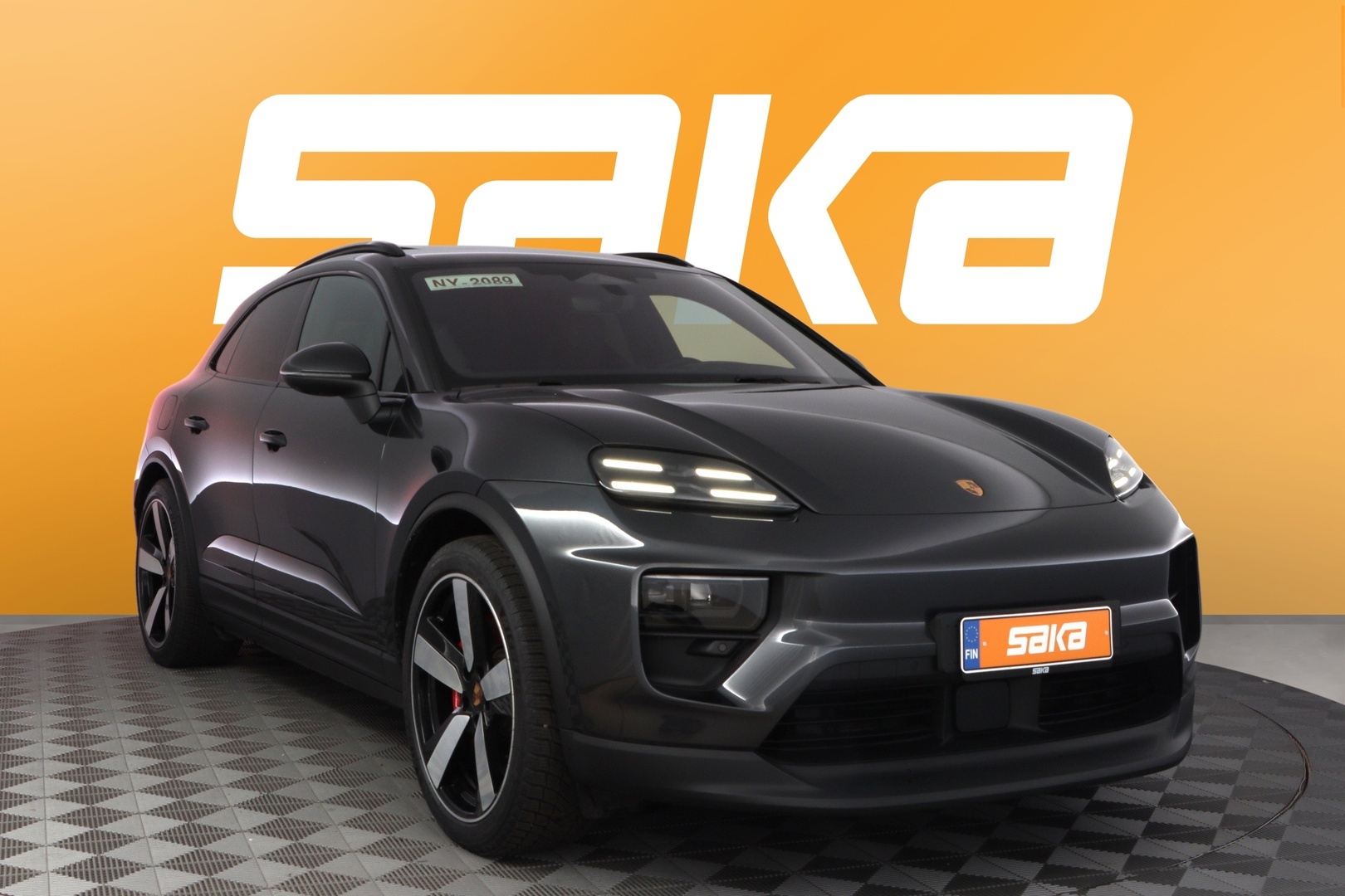 PORSCHE Macan 2025