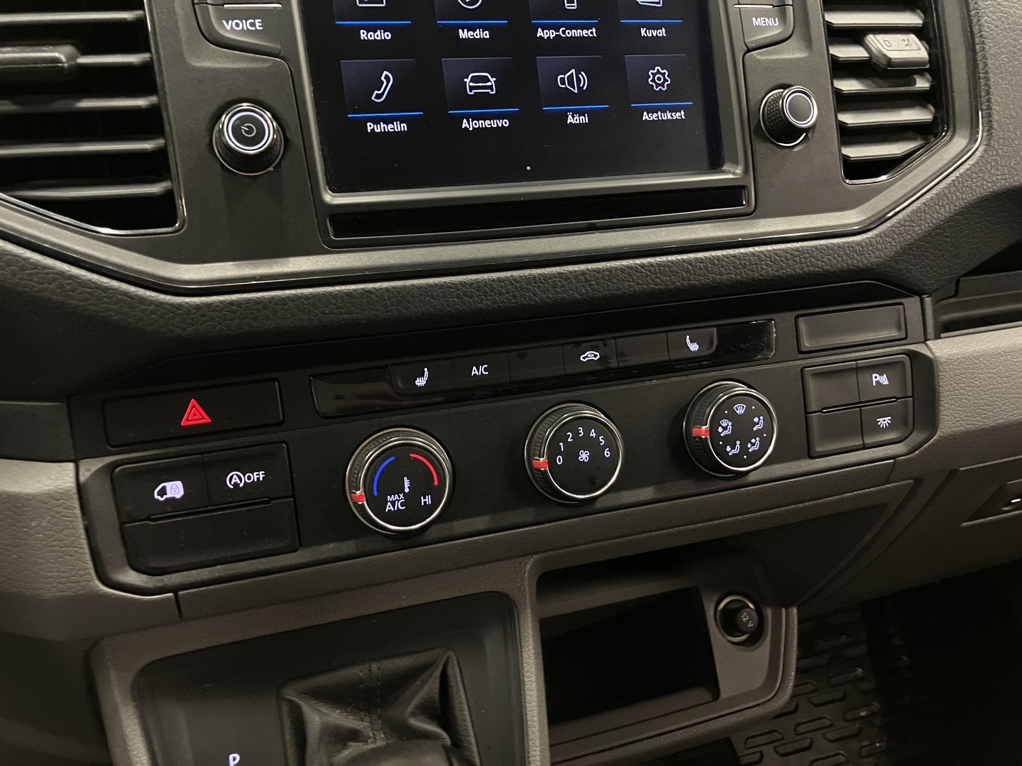 VOLKSWAGEN CRAFTER 2019