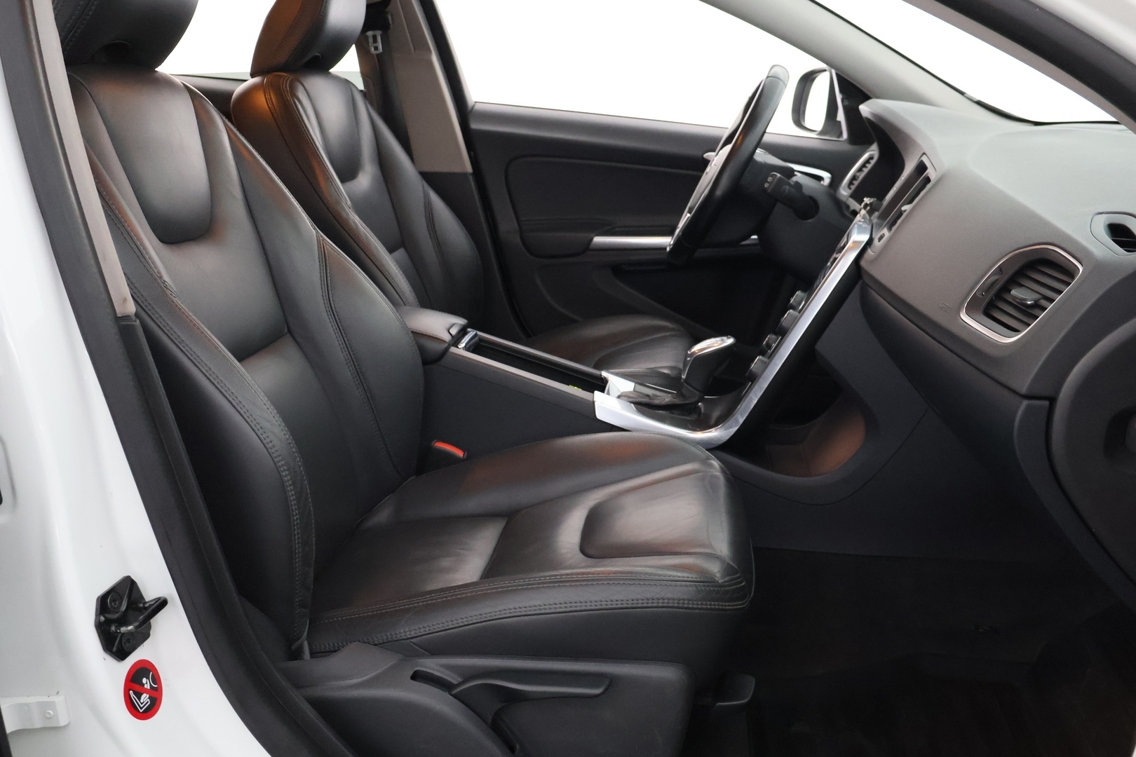 VOLVO V60 2013