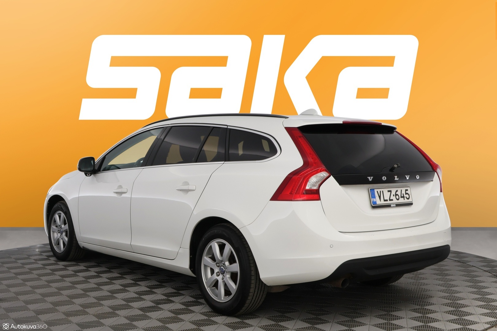 VOLVO V60 2013