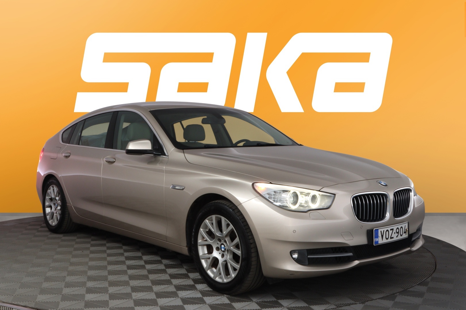 BMW 530 GRAN TURISMO 2013