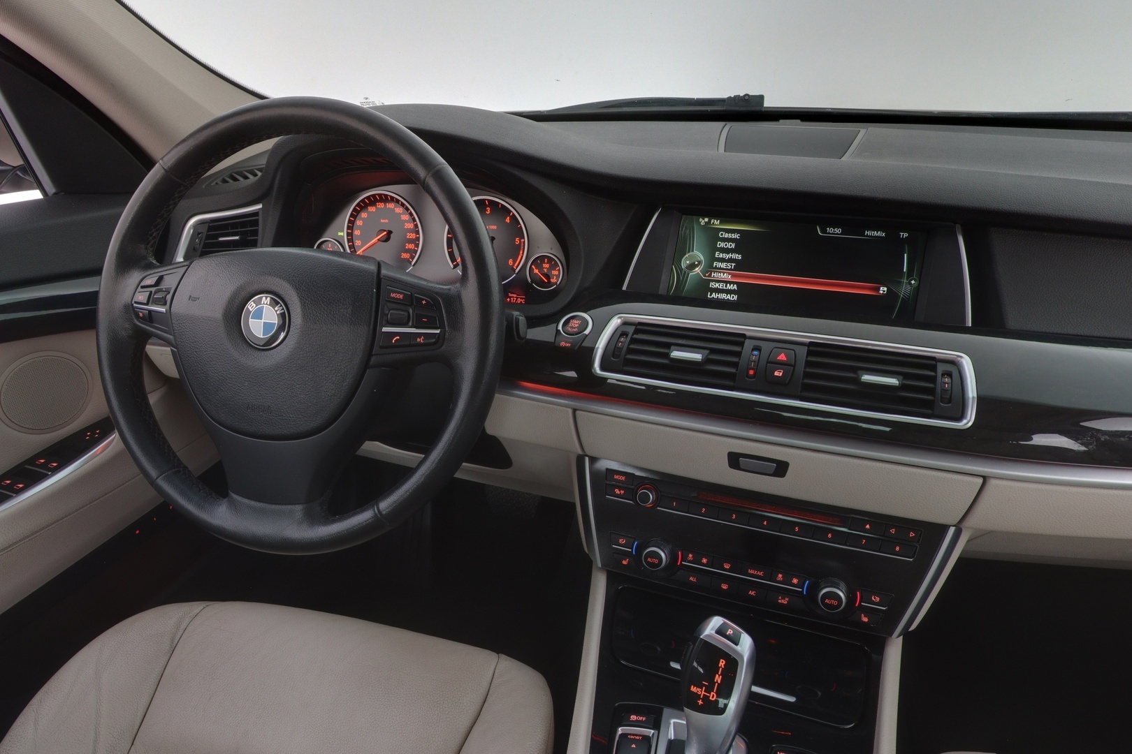 BMW 530 GRAN TURISMO 2013