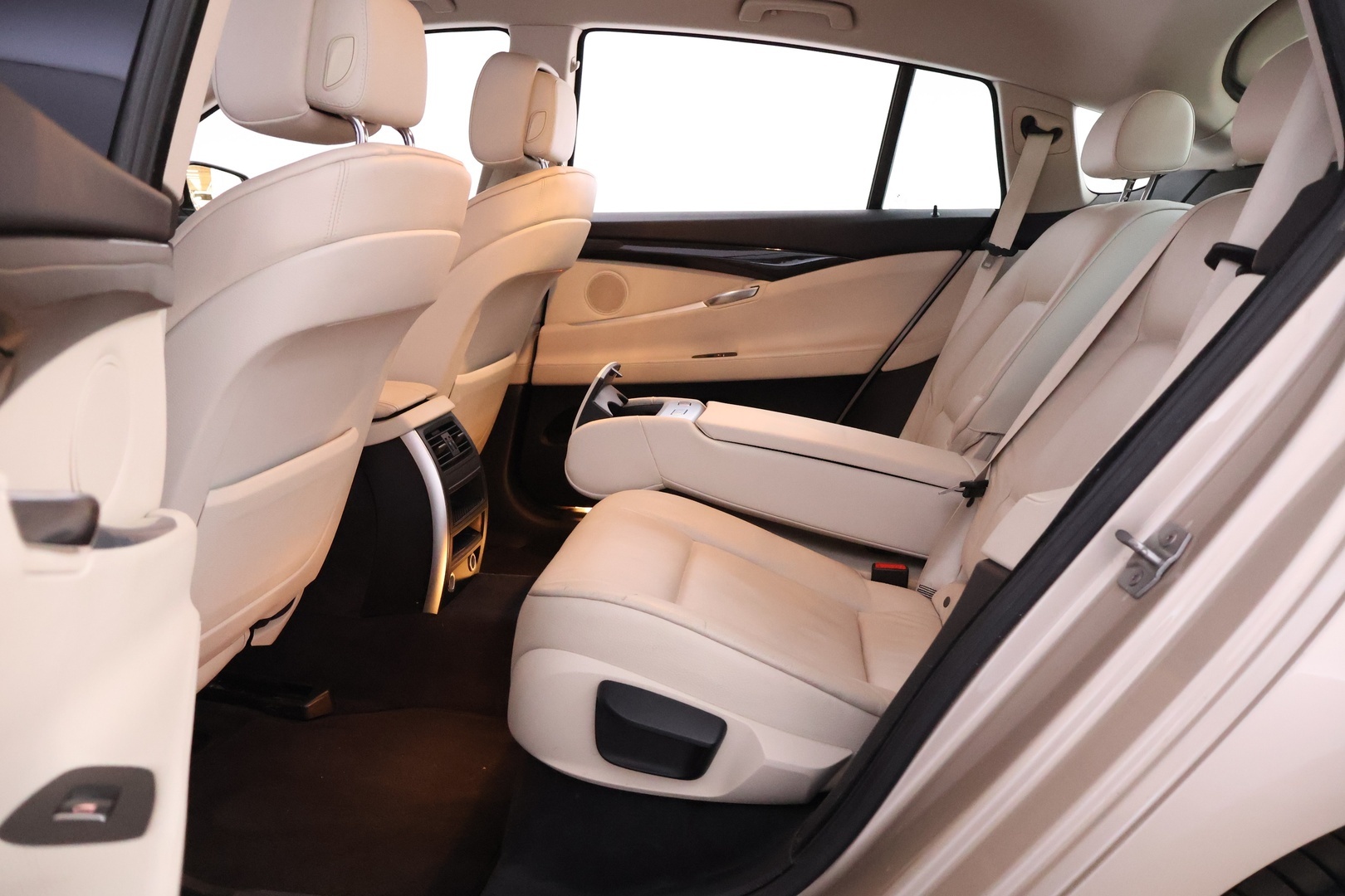 BMW 530 GRAN TURISMO 2013