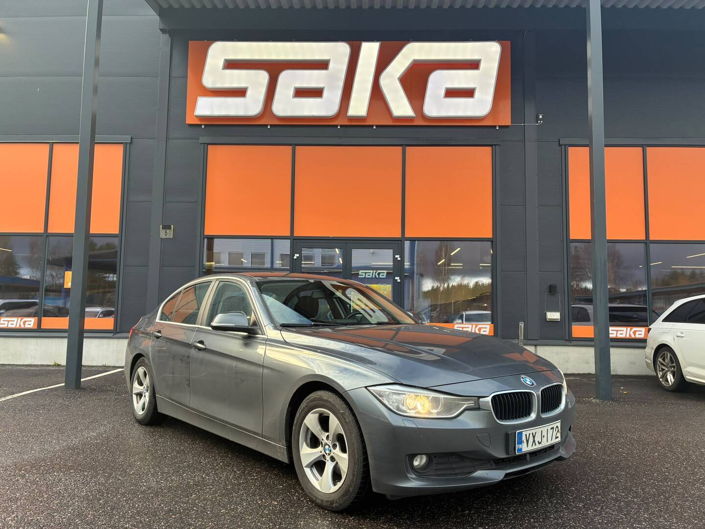 BMW 320 2013