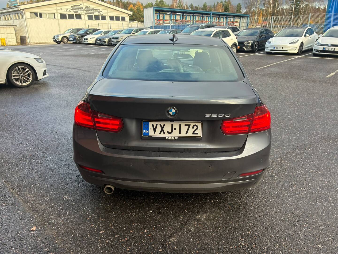 BMW 320 2013