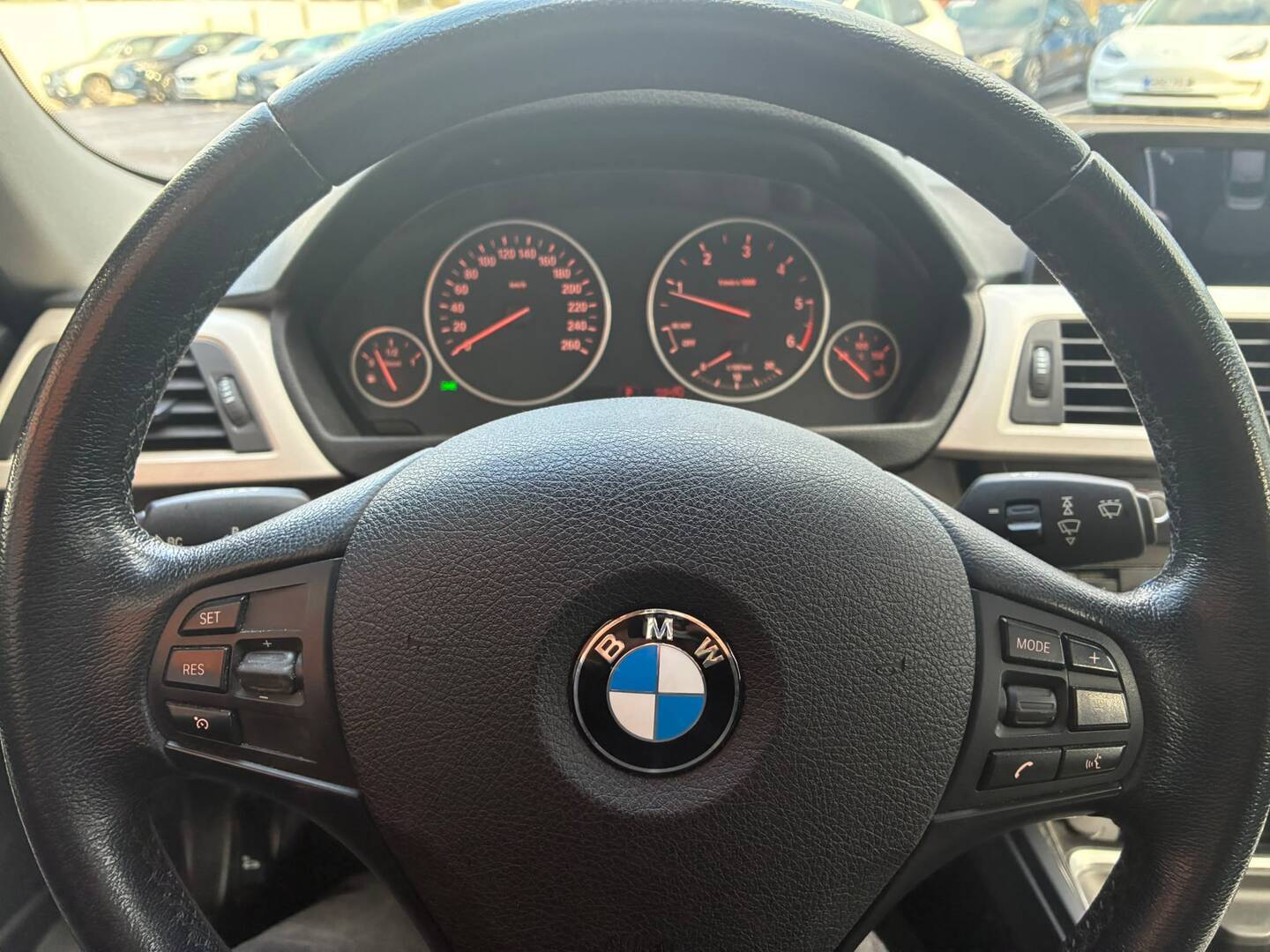BMW 320 2013