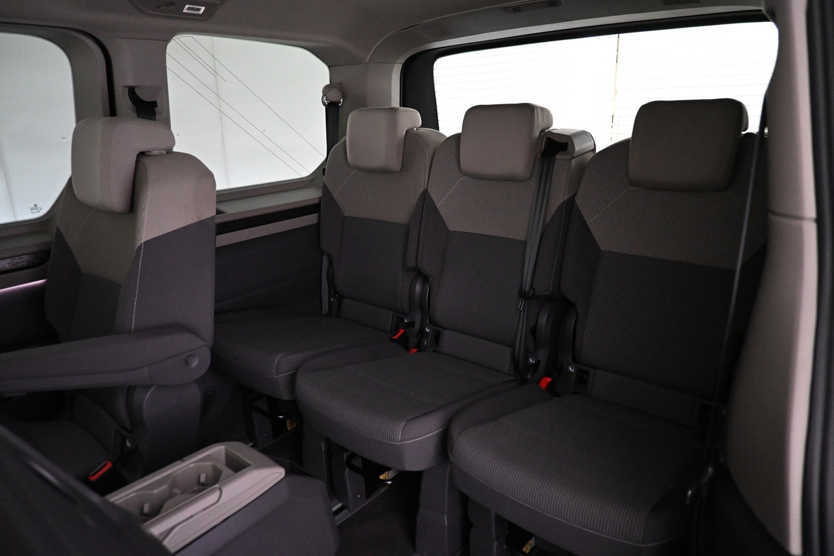 VOLKSWAGEN Multivan 2022