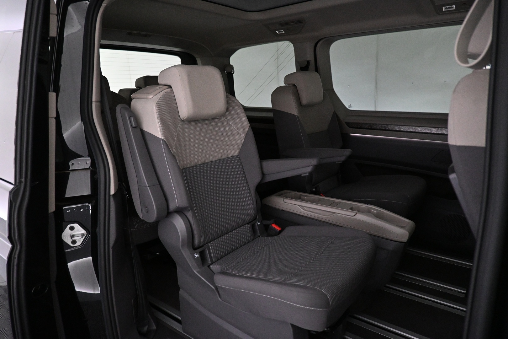VOLKSWAGEN Multivan 2022