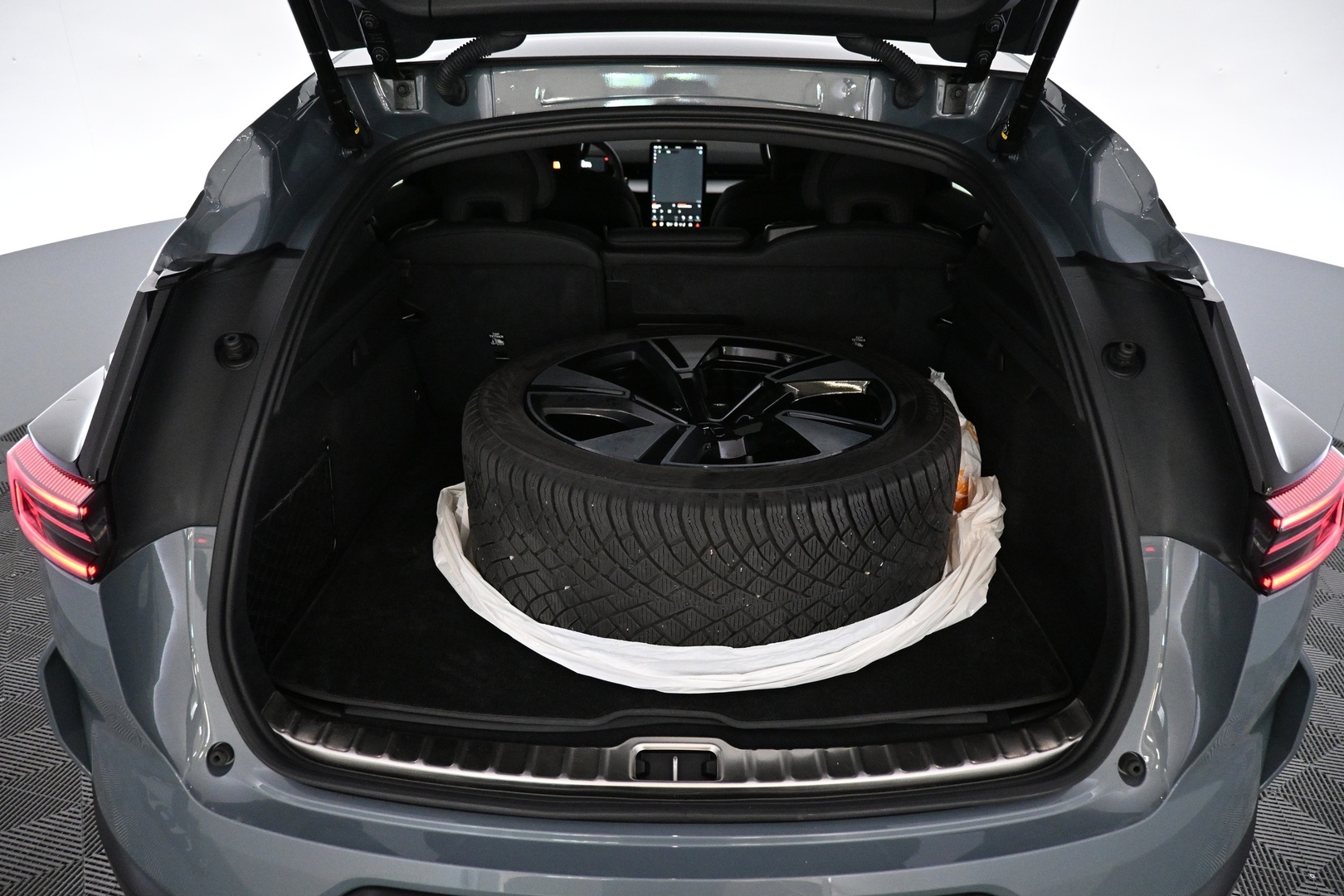 POLESTAR 3 2024