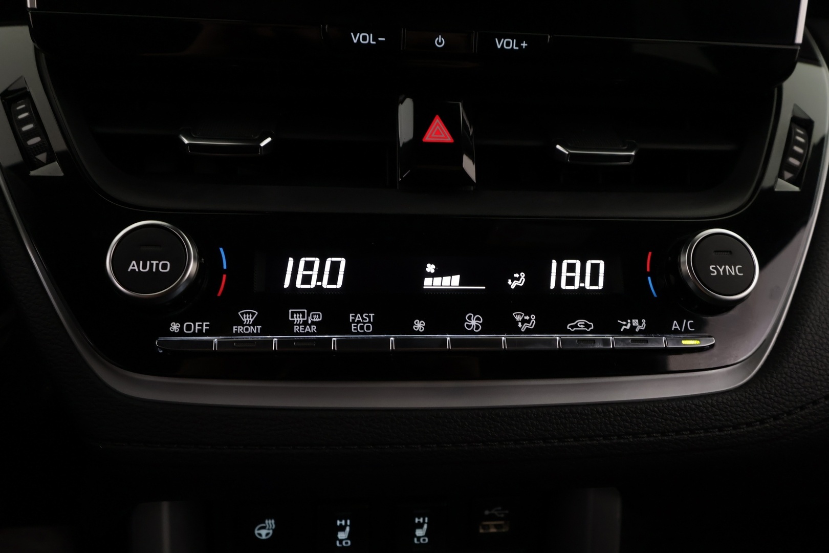 TOYOTA Corolla Cross 2023