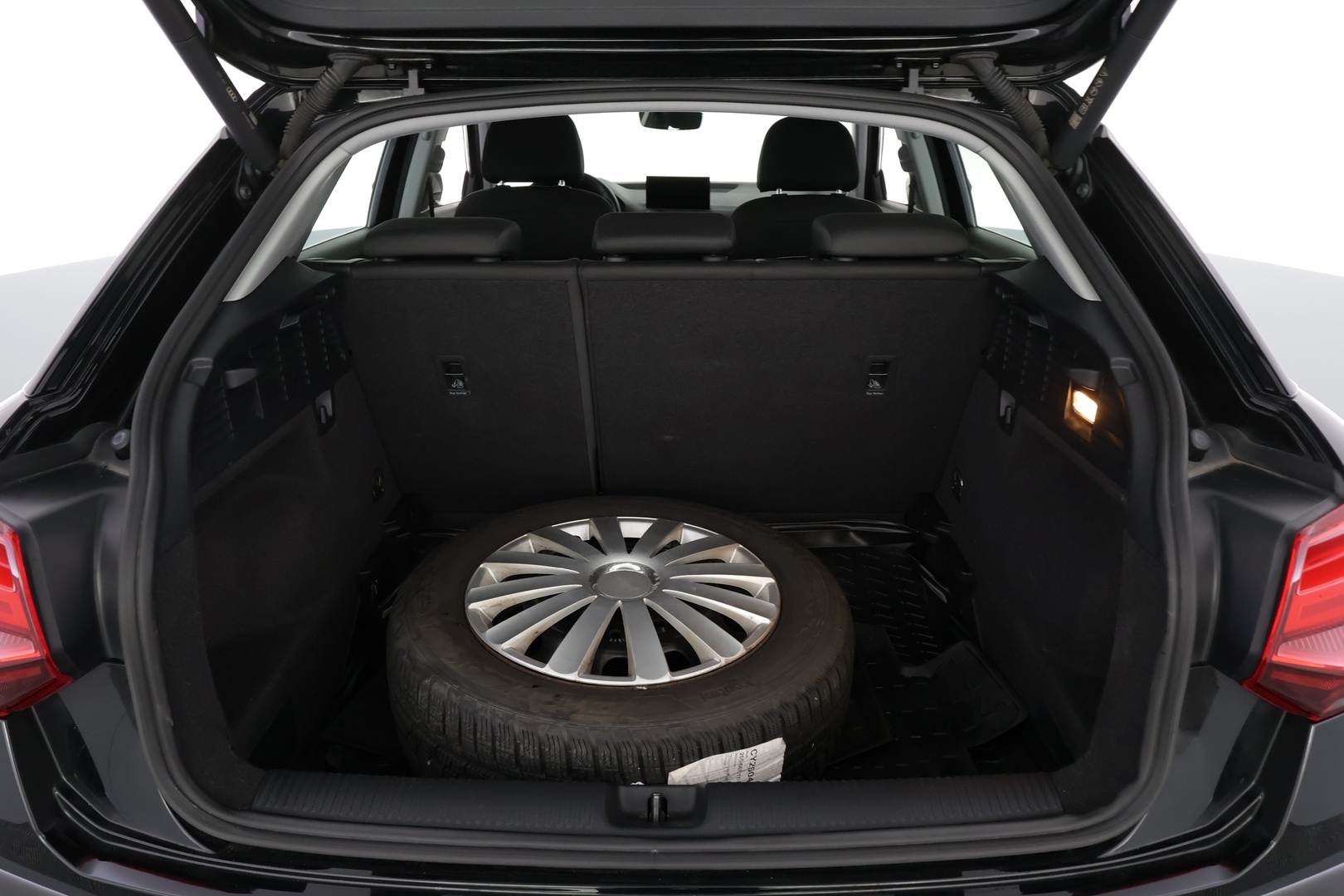 AUDI Q2 2021