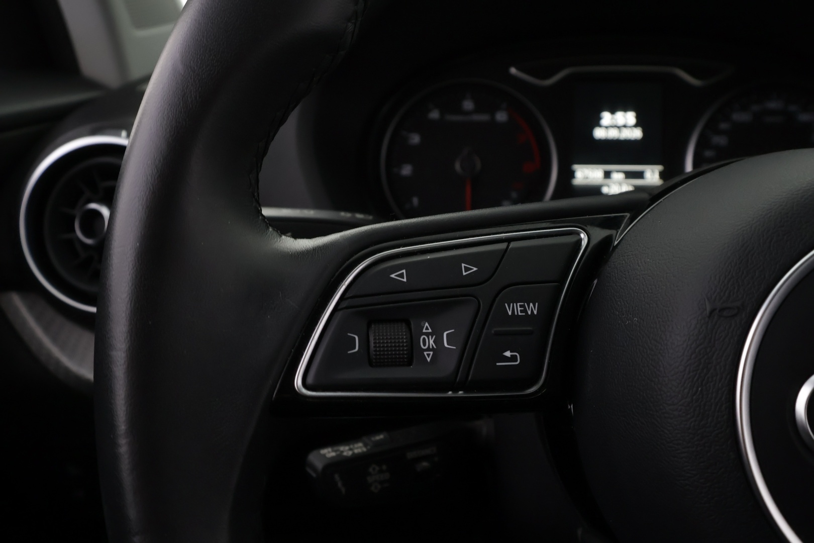 AUDI Q2 2021