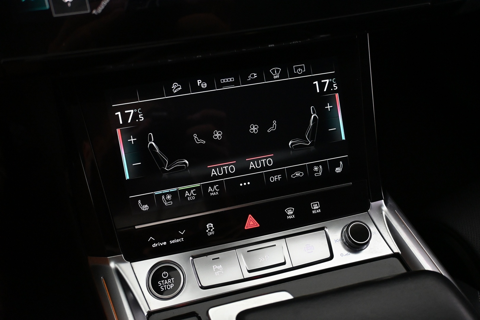 AUDI Q8 e-tron 2024