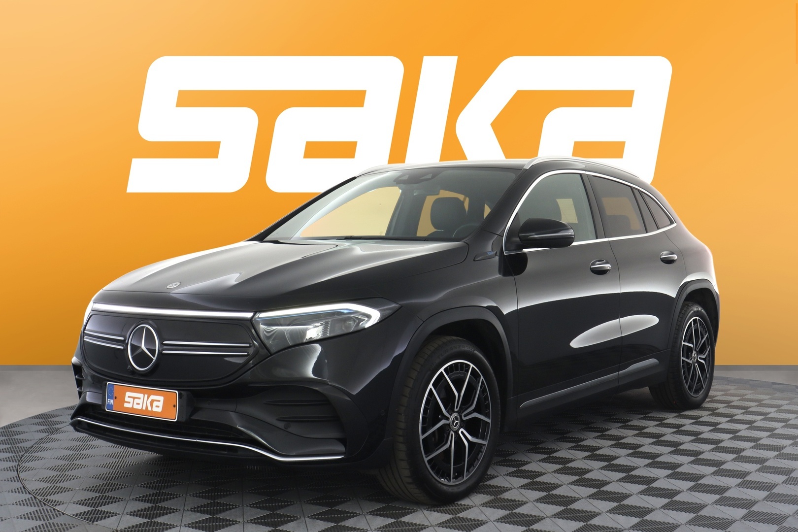 MERCEDES-BENZ EQA 2022