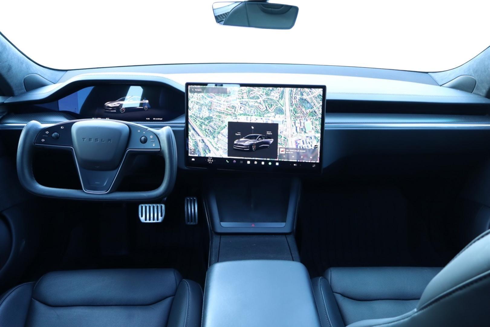 TESLA Model S 2023