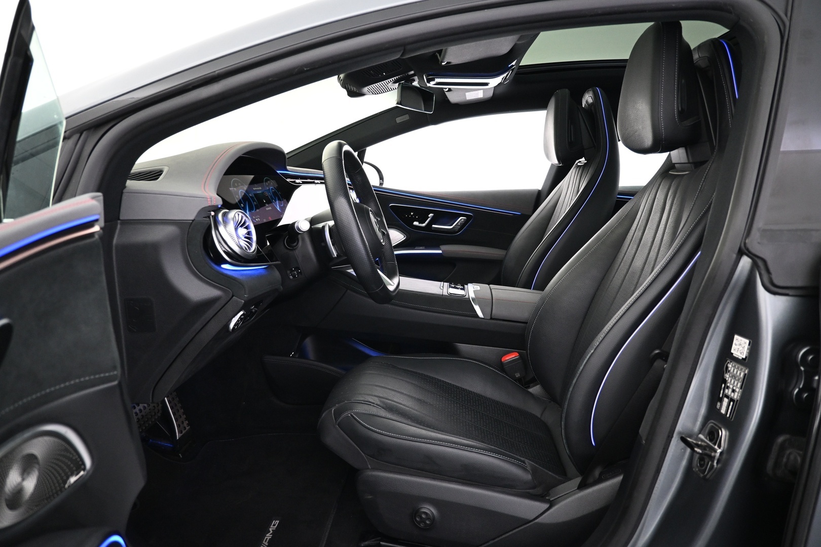 MERCEDES-BENZ EQS 2023