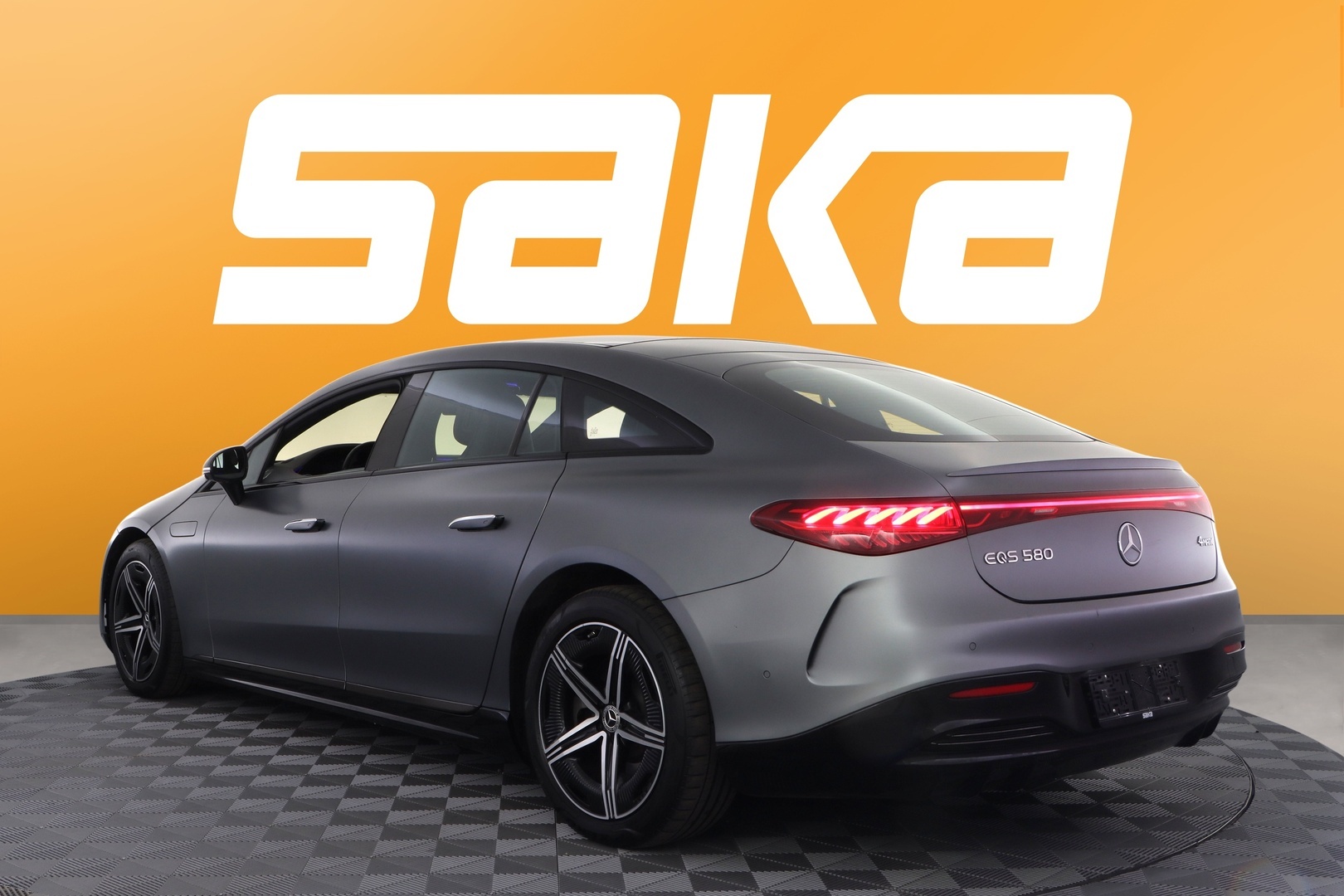 MERCEDES-BENZ EQS 2023