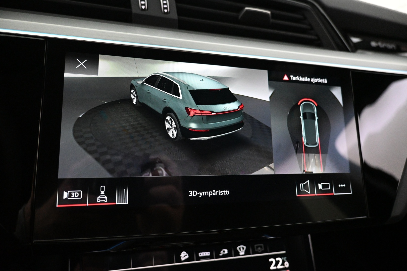 AUDI e-tron 2023