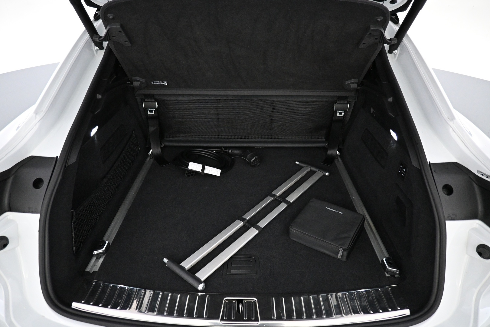 PORSCHE Cayenne 2023